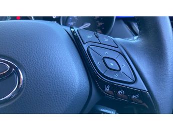 Toyota C-HR 2.0 Hybrid Dynamic 5dr CVT Hybrid Hatchback