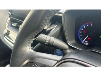 Toyota Corolla 1.8 VVT-i Hybrid Icon Tech 5dr CVT Hybrid Hatchback