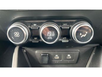 Dacia Duster 1.3 TCe 150 Prestige 5dr EDC Petrol Estate