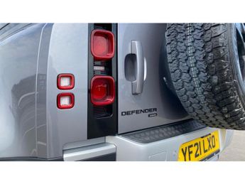 Land Rover Defender 3.0 D300 HSE 110 5dr Auto Diesel Estate