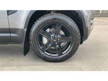 Land Rover Defender 3.0 D300 HSE 110 5dr Auto Diesel Estate