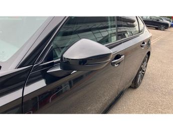 Honda Civic 2.0 eHEV Advance 5dr CVT Hybrid Hatchback