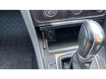 Volkswagen Golf 1.5 TSI EVO SE [Nav] 5dr DSG Petrol Hatchback