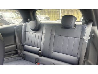 MINI Cooper 135kW E Exclusive [Level 1] 41kWh 3dr Auto Electric Hatchback