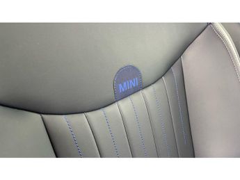 MINI Cooper 135kW E Exclusive [Level 1] 41kWh 3dr Auto Electric Hatchback