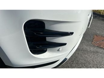 Land Rover Range Rover Evoque 2.0 D200 Dynamic SE 5dr Auto Diesel Hatchback