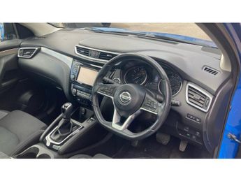 Nissan Qashqai 1.2 DiG-T N-Connecta 5dr Xtronic Petrol Hatchback