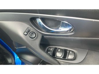 Nissan Qashqai 1.2 DiG-T N-Connecta 5dr Xtronic Petrol Hatchback