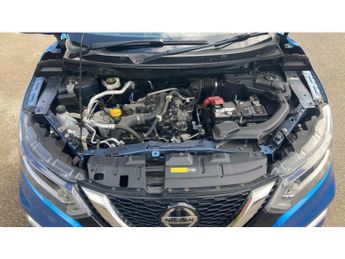 Nissan Qashqai 1.2 DiG-T N-Connecta 5dr Xtronic Petrol Hatchback