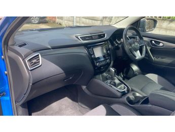 Nissan Qashqai 1.2 DiG-T N-Connecta 5dr Xtronic Petrol Hatchback