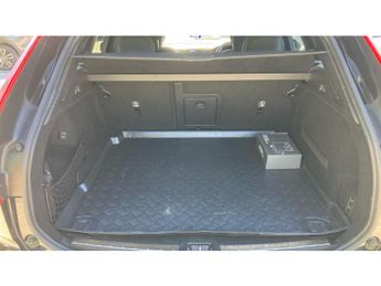 Volvo XC60 2.0 B4D R DESIGN Pro 5dr AWD Geartronic Diesel Estate