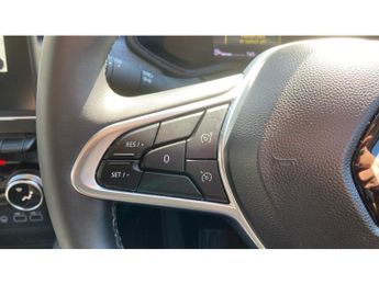Renault Clio 1.6 E-TECH full hybrid 145 Evolution 5dr Auto Hybrid Hatchback