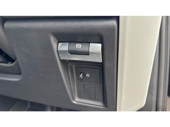 Land Rover Defender 90 Diesel 3.0 D250 Hard Top SE Auto