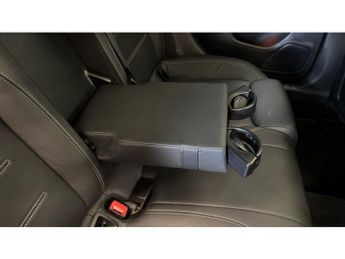 Mercedes-Benz CLA 250e AMG Line Premium Plus 4dr Tip Auto Saloon