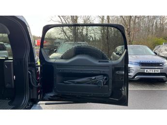 Land Rover Defender 2.0 D240 HSE 110 5dr Auto [6 Seat] Diesel Estate