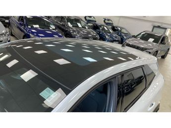 Renault Symbioz 1.6 E-Tech FHEV 145 Iconic Esprit Alpine 5dr Auto Hybrid Estate