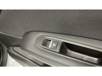 Renault Symbioz 1.6 E-Tech FHEV 145 Iconic Esprit Alpine 5dr Auto Hybrid Estate
