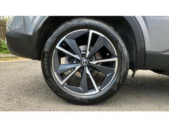 Nissan Qashqai 1.3 DiG-T MH 158 Tekna 5dr Xtronic Petrol Hatchback