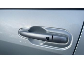 Toyota Urbancruiser 128kW Design 61kWh 5dr Auto Electric Estate