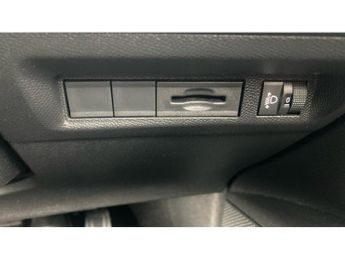 Peugeot 308 1.2 PureTech Allure Premium 5dr EAT8 Petrol Hatchback
