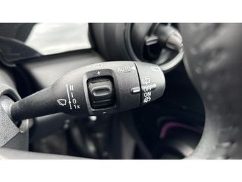 MINI Hatchback 1.5 Cooper Classic 5dr Auto Petrol Hatchback