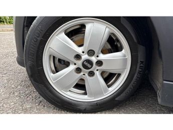 MINI Hatchback 1.5 Cooper Classic 5dr Auto Petrol Hatchback