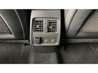 Renault Captur 1.6 E-Tech full hybrid 145 Engineered 5dr Auto Hybrid Hatchback