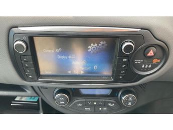 Toyota Yaris 1.5 Hybrid Icon 5dr CVT Hybrid Hatchback