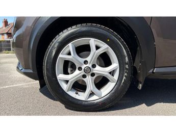 Nissan Juke 1.0 DiG-T 114 N-Connecta 5dr DCT Petrol Hatchback