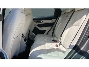 Jaguar F-Pace 2.0 P400e R-Dynamic SE 5dr Auto AWD Estate