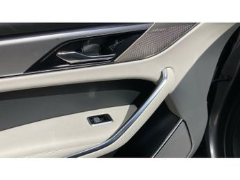 Jaguar F-Pace 2.0 P400e R-Dynamic SE 5dr Auto AWD Estate