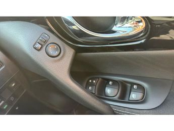 Nissan Qashqai 1.5 dCi 115 N-Connecta 5dr DCT Diesel Hatchback