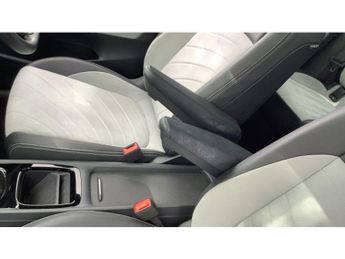 Volkswagen ID.3 150kW Family Pro Performance 58kWh 5dr Auto Electric Hatchback