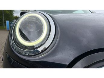 MINI Hatchback 1.5 Cooper Classic 3dr Auto Petrol Hatchback