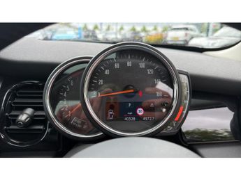 MINI Hatchback 1.5 Cooper Classic 3dr Auto Petrol Hatchback