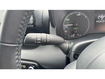 Toyota Yaris 1.5 Hybrid Icon 5dr CVT Hybrid Hatchback