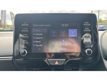 Toyota Yaris 1.5 Hybrid Icon 5dr CVT Hybrid Hatchback