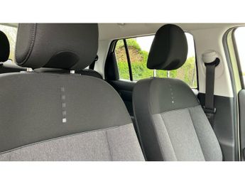 Hyundai INSTER 85kW 02 49kWh 5dr Auto Electric Hatchback