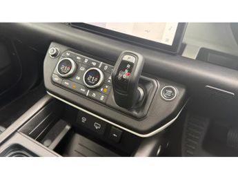 Land Rover Defender 2.0 D240 HSE 110 5dr Auto Diesel Estate