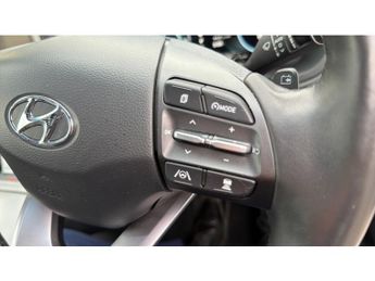 Hyundai KONA 150kW Ultimate 64kWh 5dr Auto Electric Hatchback