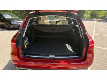 Mercedes-Benz E-Class E220d SE Premium Plus 5dr 9G-Tronic Diesel Estate