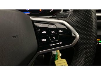 Volkswagen T-Roc 2.0 TSI 4MOTION R-Line 5dr DSG Petrol Hatchback
