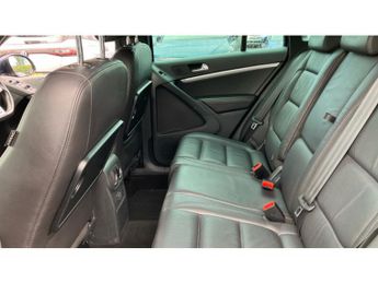Volkswagen Tiguan 2.0 TDi BlueMotion Tech R-Line Edition 150 5dr DSG Diesel Estate