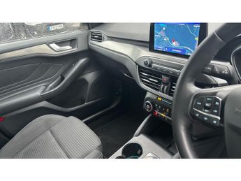 Ford Focus 1.0 EcoBoost 125 Titanium Edition 5dr Auto Petrol Hatchback