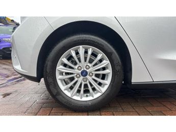 Ford Focus 1.0 EcoBoost 125 Titanium Edition 5dr Auto Petrol Hatchback
