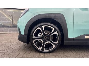 MINI Aceman 135kW E Classic 43kWh 5dr Auto Electric Hatchback