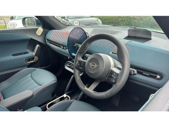 MINI Aceman 135kW E Classic 43kWh 5dr Auto Electric Hatchback