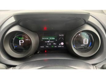 Toyota Yaris 1.5 Hybrid Design 5dr CVT Hybrid Hatchback