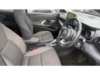 Toyota Yaris 1.5 Hybrid Design 5dr CVT Hybrid Hatchback