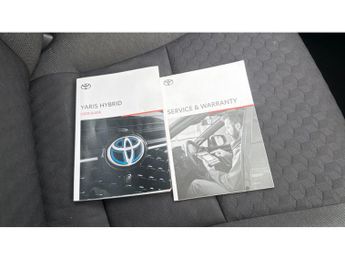 Toyota Yaris 1.5 Hybrid Design 5dr CVT Hybrid Hatchback